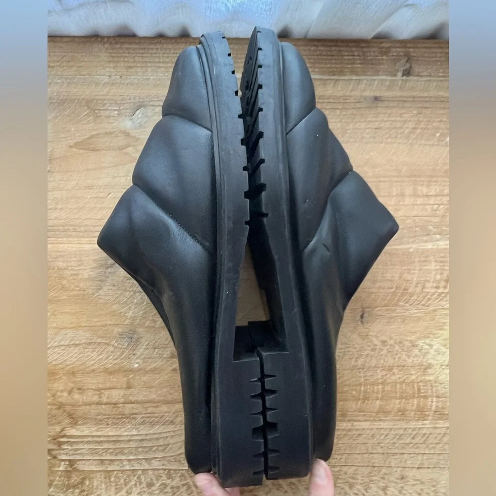 STAUD Astro Quilted Puffer Mules In Black Size 40 New - Picture 8 of 11